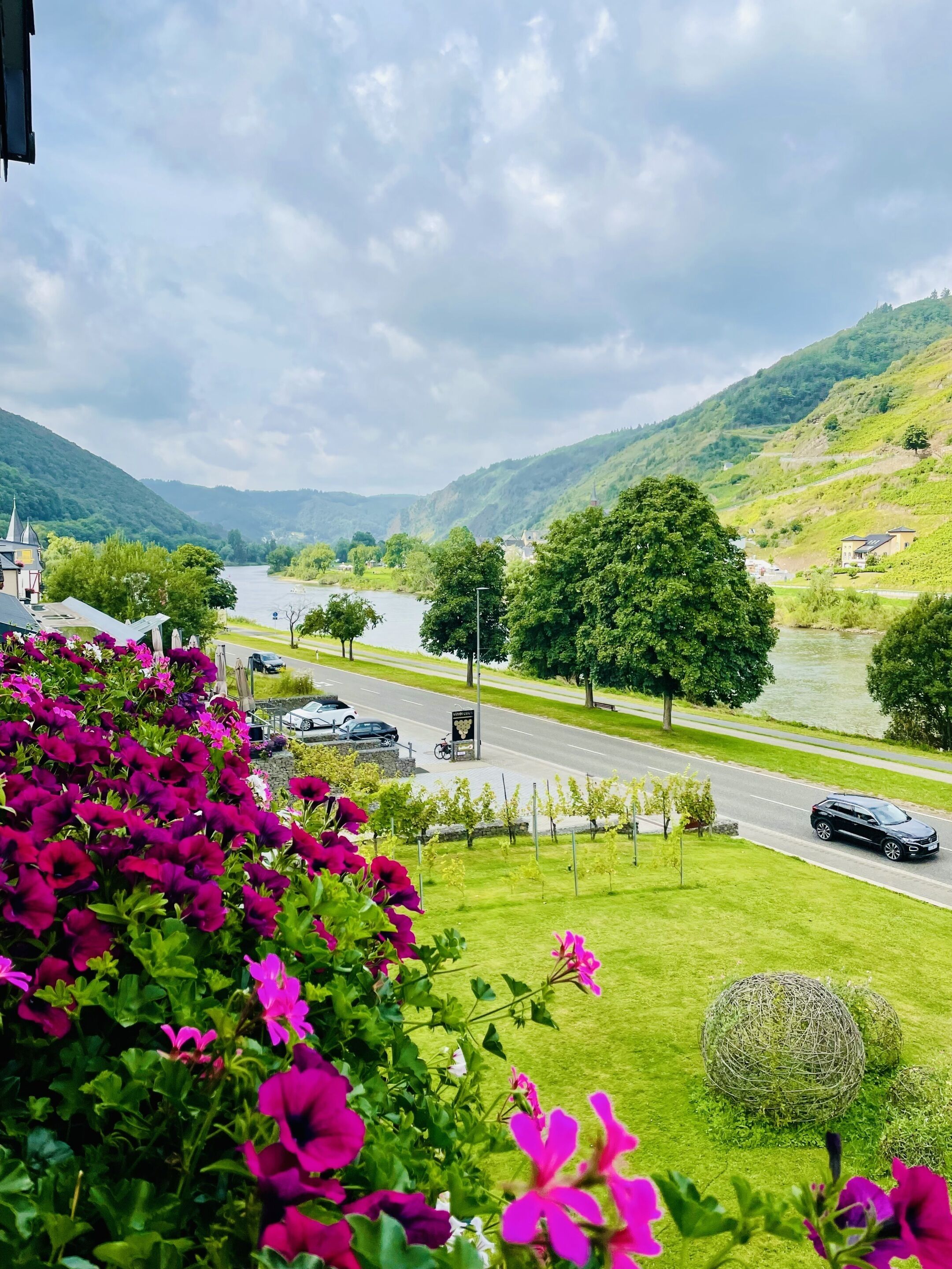 Comfort Double Room, Balcony (direkter Moselblick) | View from property