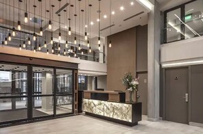 Interior entrance - Huinid Obelisco Hotel (Buenos Aires)