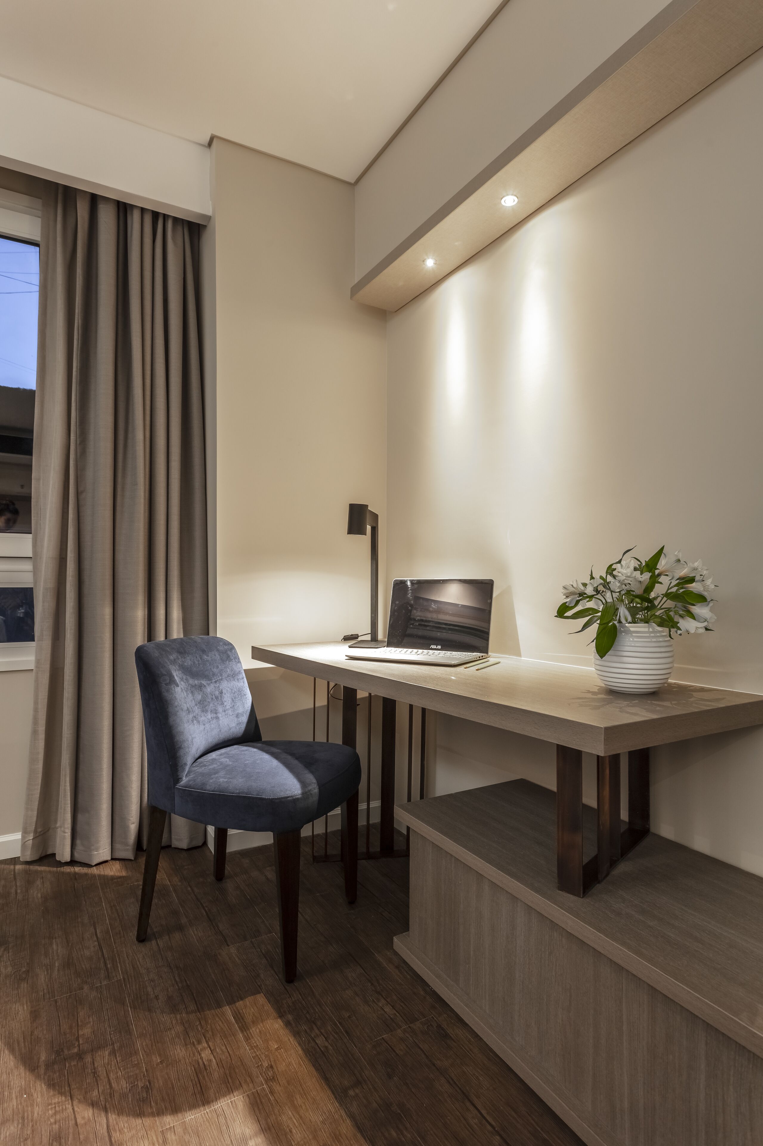 1 bedroom, in-room safe, individually decorated, individually furnished