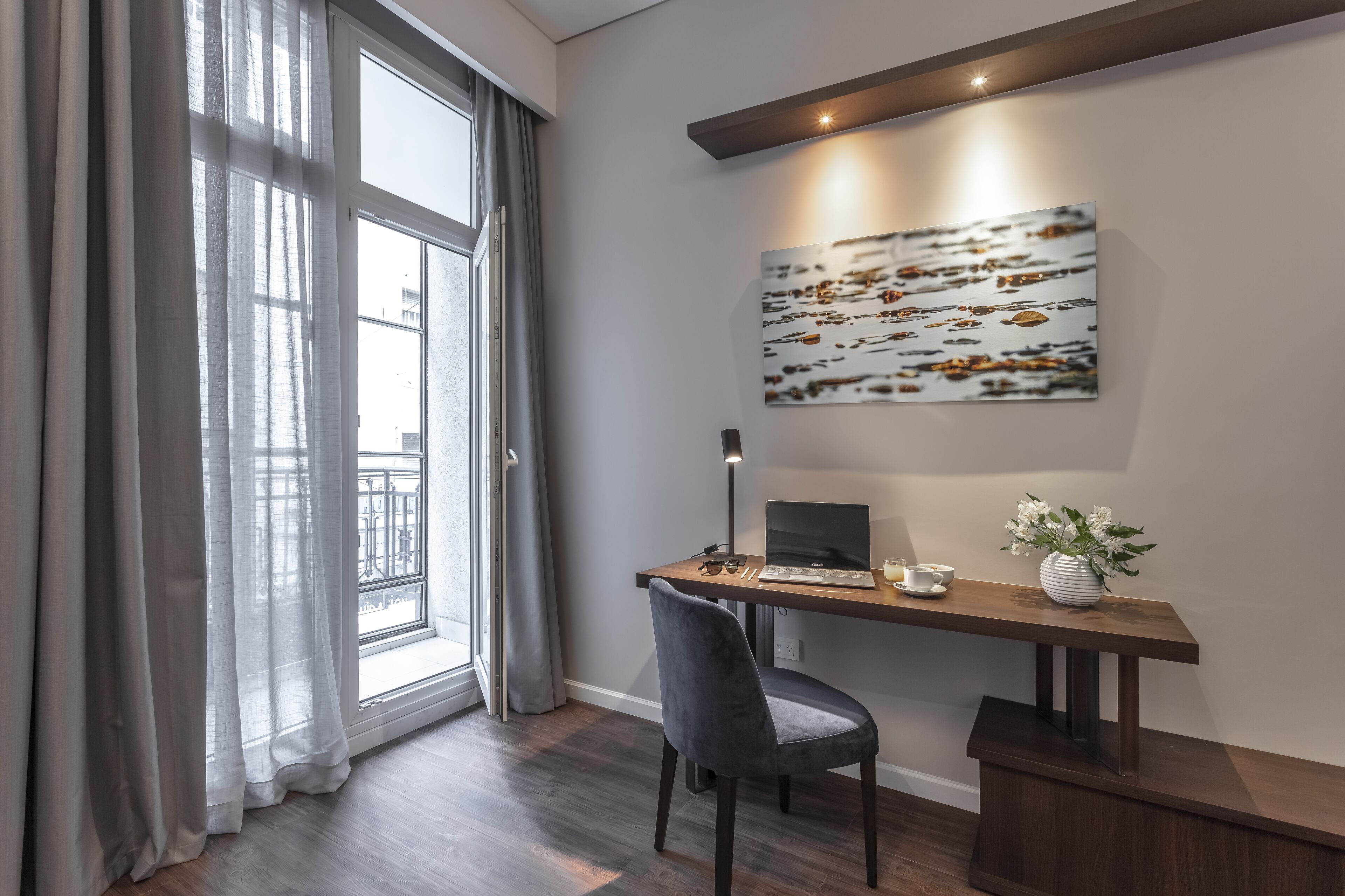 superior double room | 1 bedroom, in-room safe, individually decorated, individually furnished