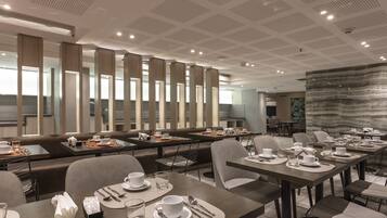 Buffet breakfast on weekends (USD 15 per person)
