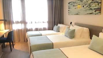 Caja de seguridad en la habitación y decoración personalizada