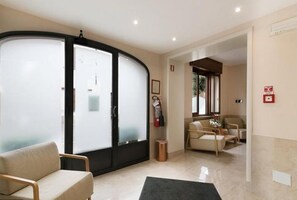 Sala de estar en el lobby