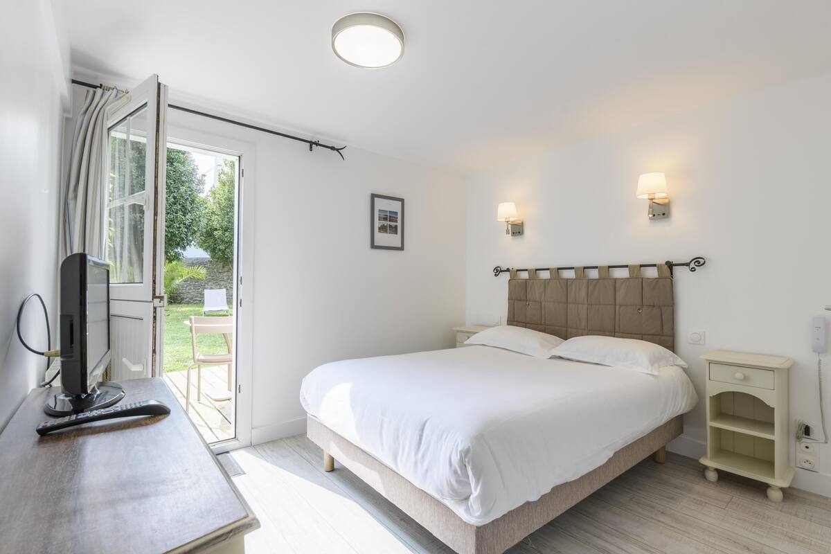 Ropa de cama de alta calidad, wifi gratis y ropa de cama