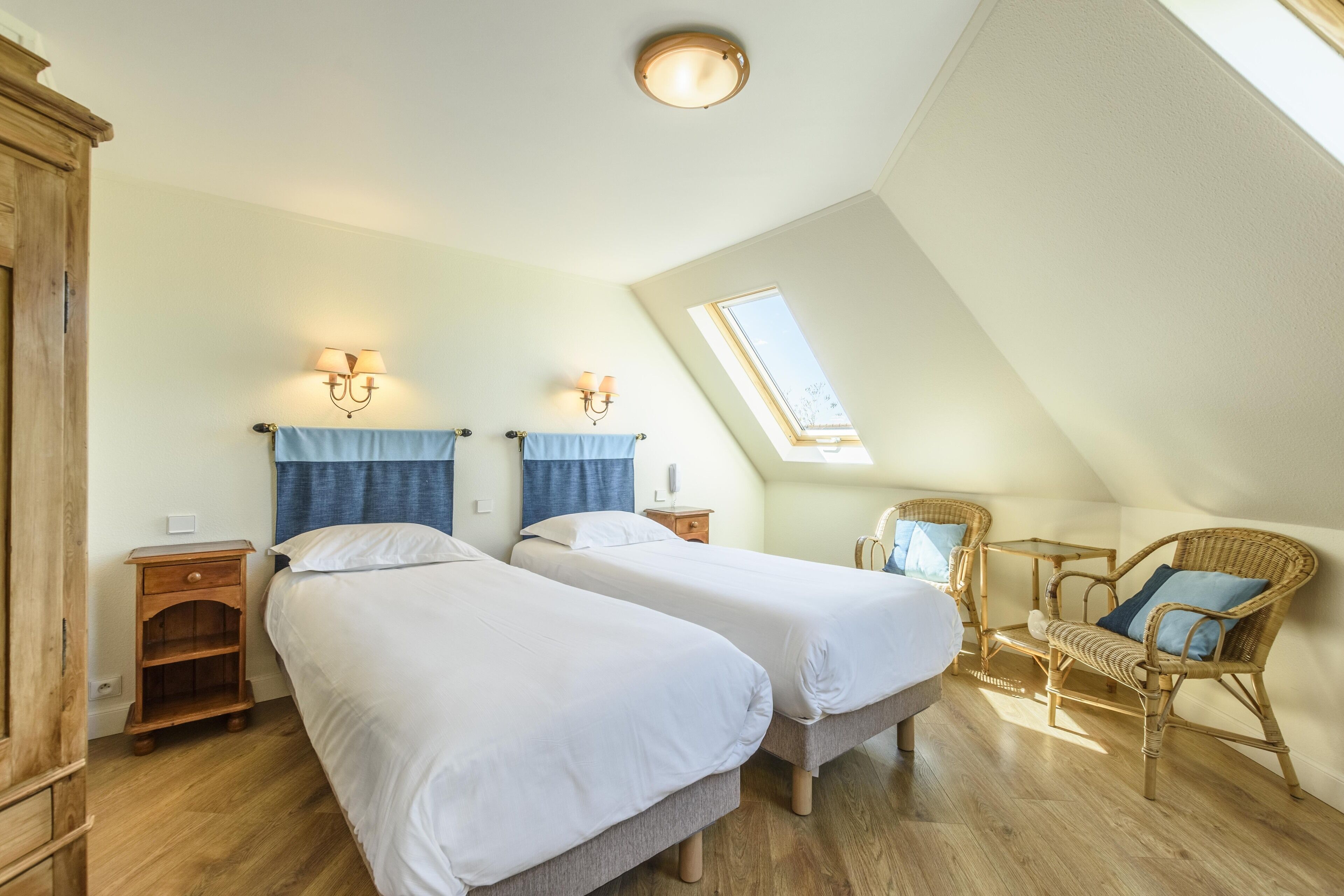Ropa de cama de alta calidad, wifi gratis, ropa de cama