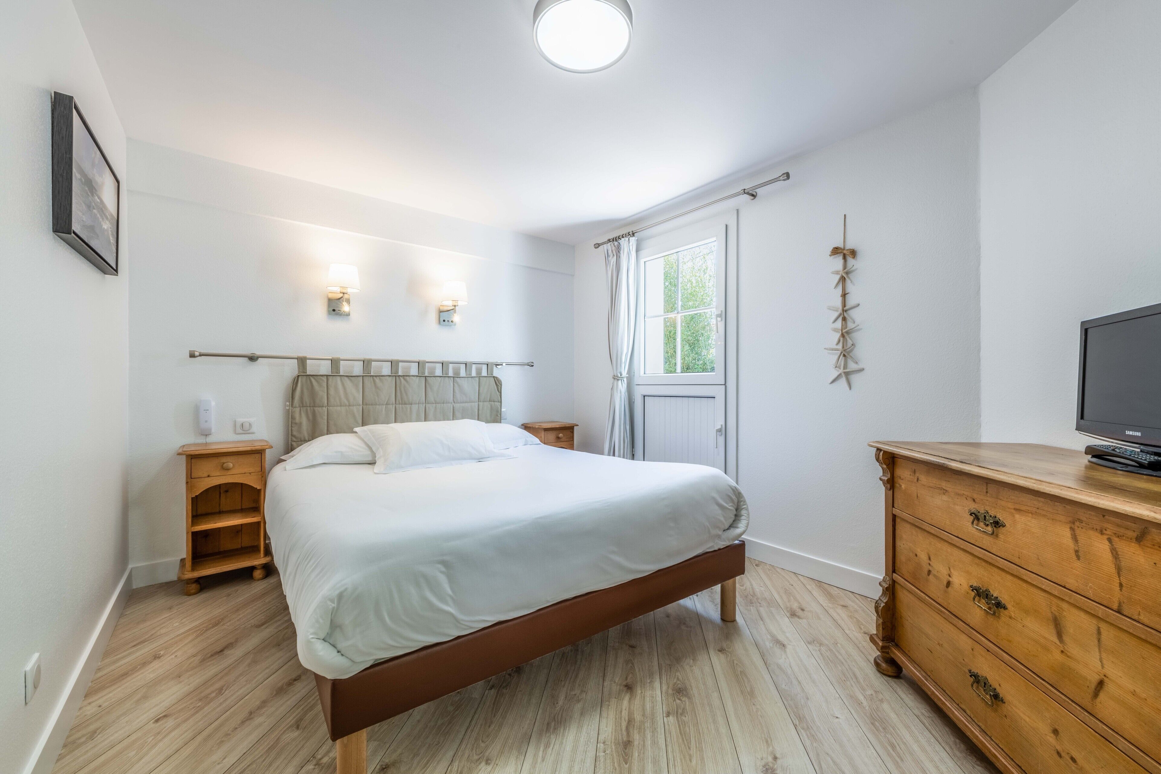 Ropa de cama de alta calidad, wifi gratis, ropa de cama