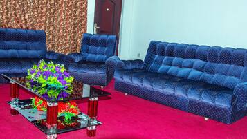 Khu vui chơi trẻ em - trong nhà