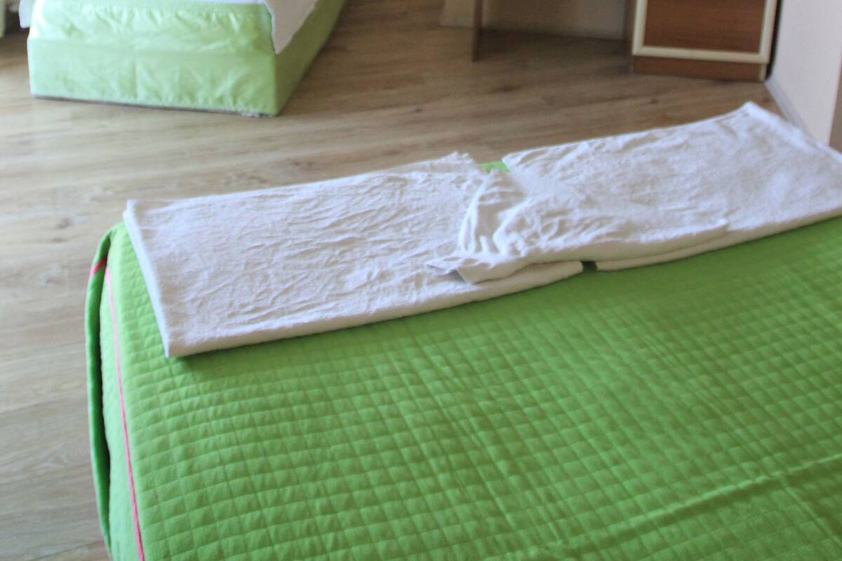 Schreibtisch, kostenloses WLAN