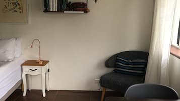 Studio (B) | Décoration personnalisée, ameublement personnalisé, bureau