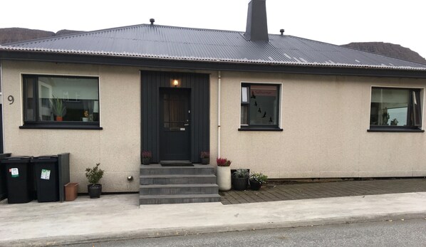 Front of property - Sólheimar Studio Apartments (Isafjordur)