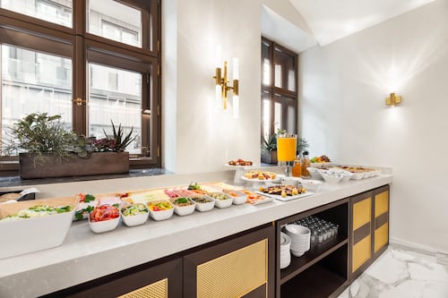 Daily buffet breakfast for a fee