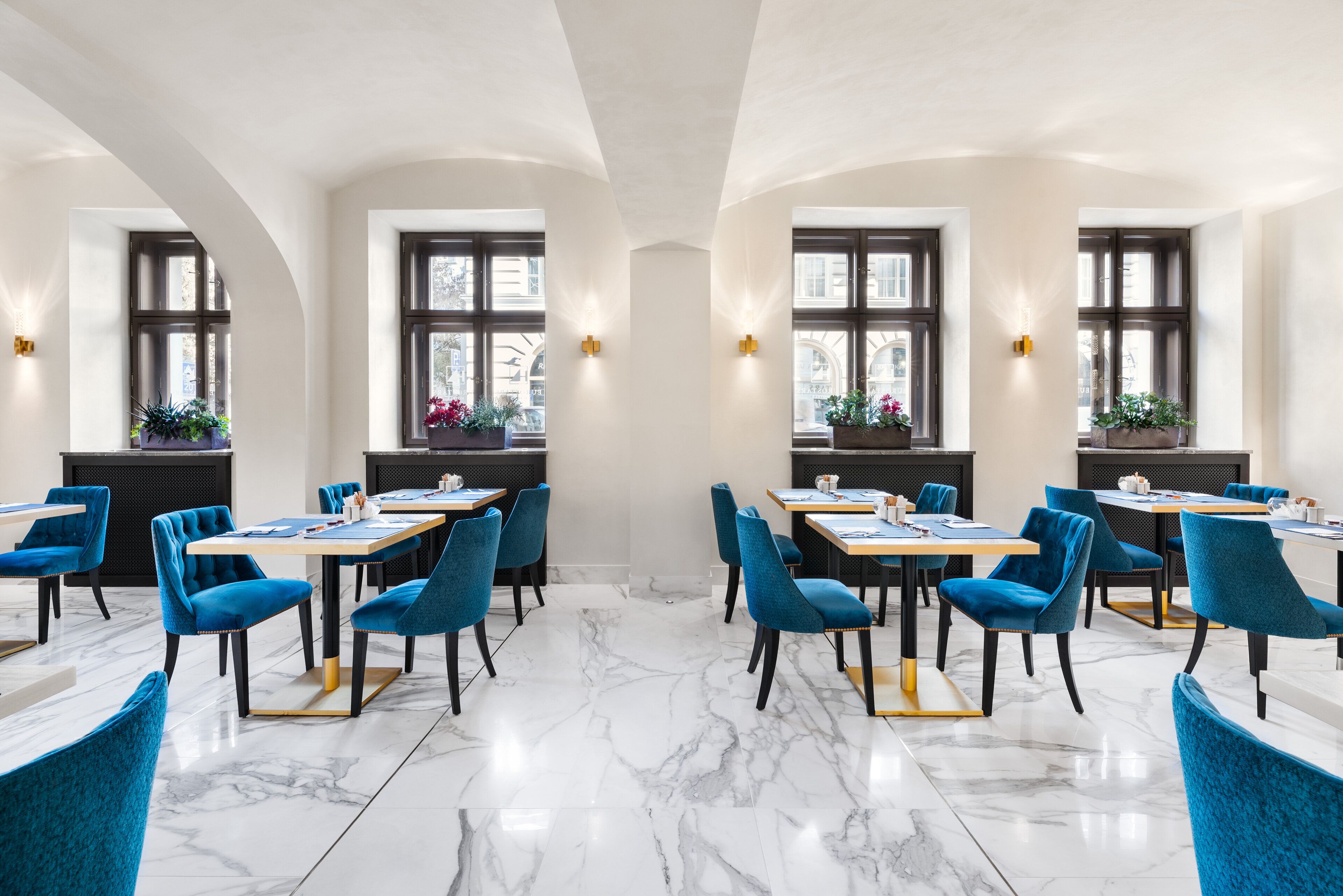 Daily buffet breakfast (EUR 20 per person)