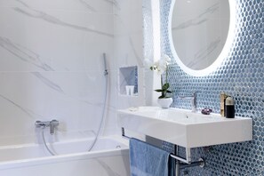 Apartment, 1 Bedroom | Bathroom sink - Sara Home 2 (Sorrento)