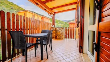 Apartment, 1 Bedroom, Terrace, Sea View | Terrace/patio
