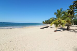 Beach nearby - Hotel Casa Esferica (Las Terrenas)