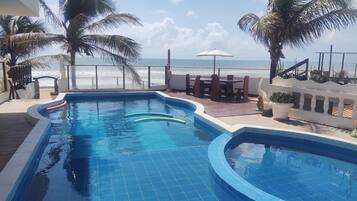 Piscina externa