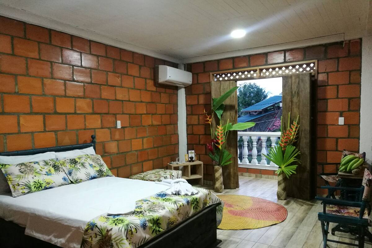 Habitación doble | Tabla de planchar con plancha 