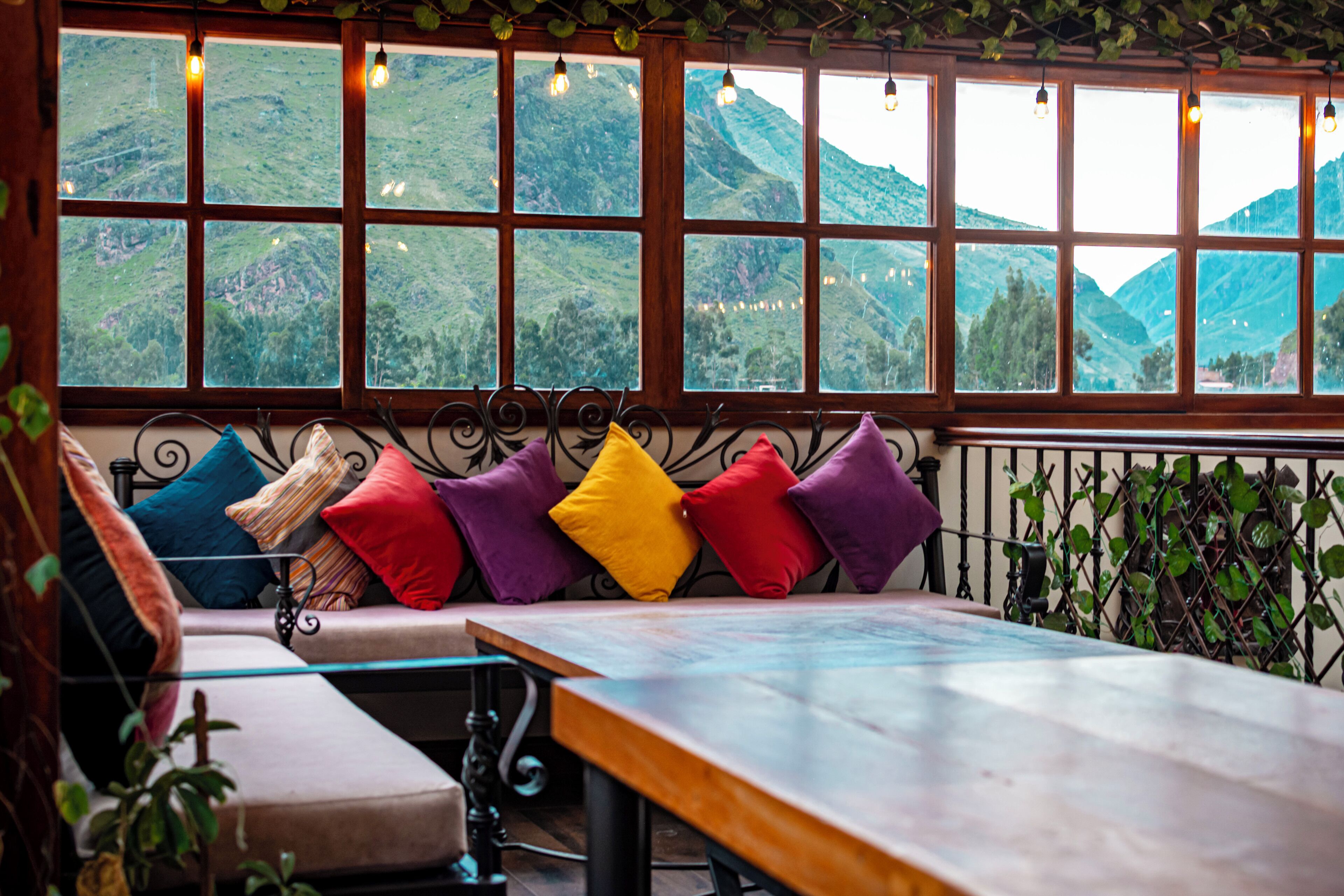 45-inch Smart TV with cable channels, TV, fireplace