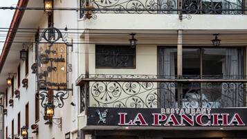 Bagian depan properti