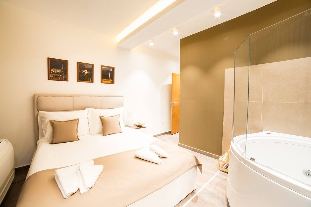 Apartment (5) | 1 Schlafzimmer, Zimmersafe, Verdunkelungsvorhänge, Bügeleisen/Bügelbrett