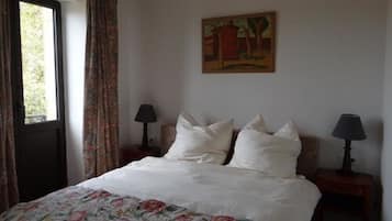 Kamar Double | Brankas, tirai kedap cahaya, kedap suara, dan setrika/meja setrika