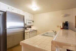 Condo, 2 Bedrooms | Private kitchen | Fridge, oven, coffee/tea maker, toaster - Nine Vail Road Condos Located at Heart of Vail Village by RedAwning (Vail)