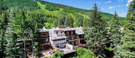 Condo, 2 Bedrooms | Exterior