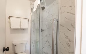 Apartment, 2Â Schlafzimmer | Badezimmer