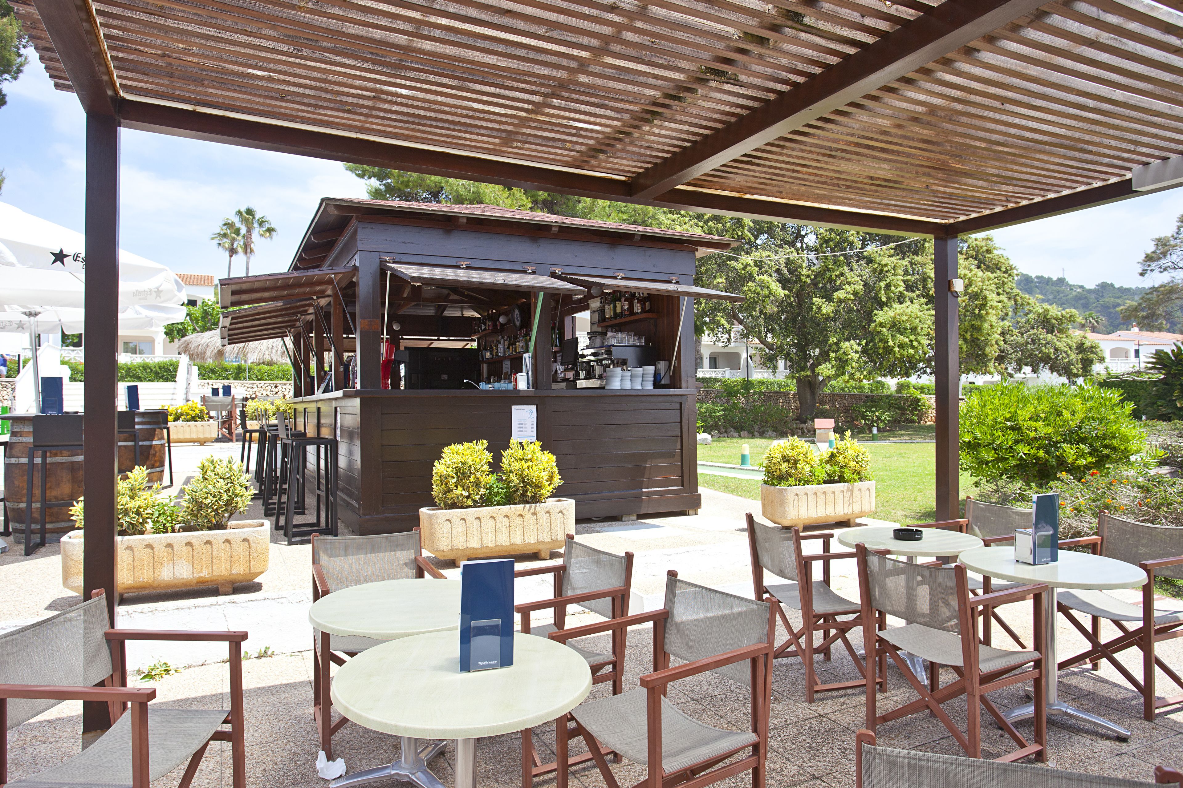 Bar (en la propiedad)