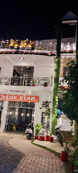บริเวณภายนอก