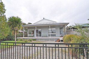 Exterior - Welcome Break - PET Friendly (Inverloch)