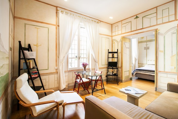 Apartment, 1 Bedroom | Living room - Domus Claudiae (Rome)