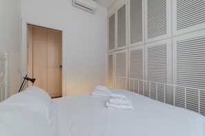 Apartment (2 Bedrooms)