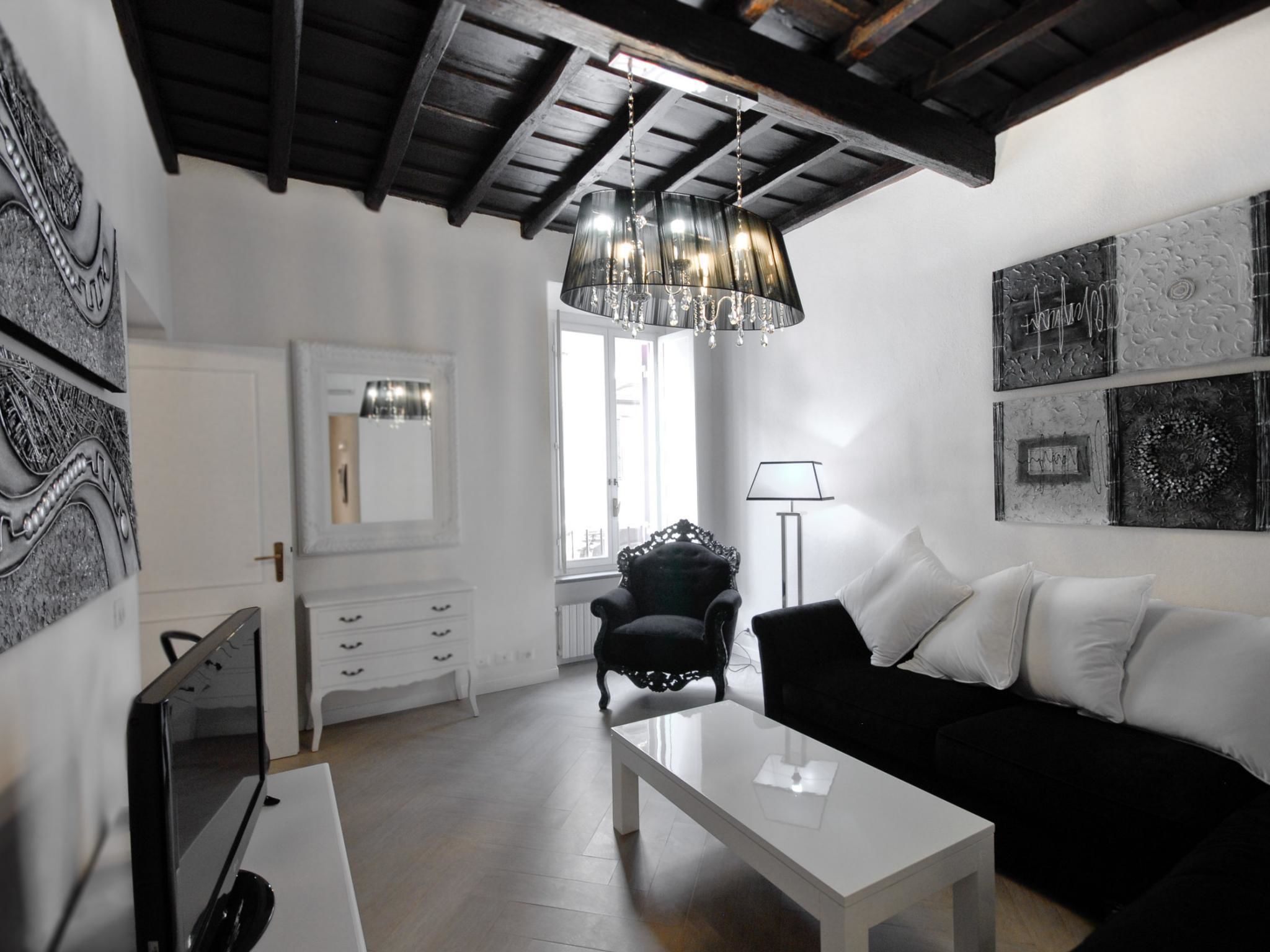 Appartamento (3 Bedrooms) | 3 camere, copriletto in piuma, Wi-Fi gratuito, lenzuola