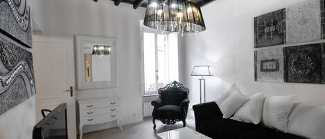 Apartment (3 Bedrooms)