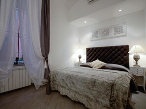 Comfort Apartment, 2 Bedrooms, Courtyard Area (2 Bedrooms) - Apartment Colosseo (Rome)