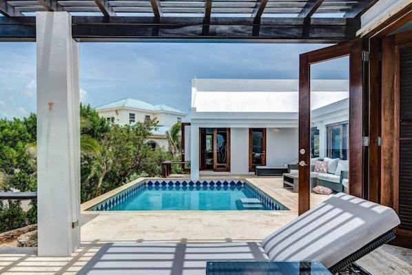 Pool - Villa Waves (Shoal Bay)