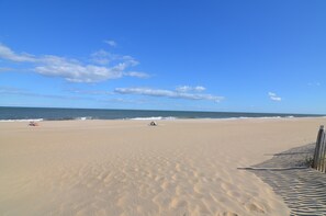 Beach nearby - 4 BR Beach Home in 2nd Ocean Block, 101 Hickman Street, South Rehoboth Beach (Rehoboth Beach)