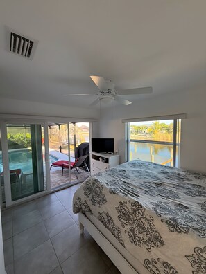 4 bedrooms, iron/ironing board, WiFi