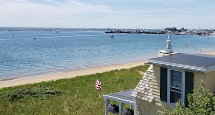 Beachfront, East End, 2 BR, 2BA, Private Deck, Parking, Dog Friendly