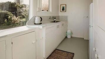Refrigerador, microondas, horno y tostadora