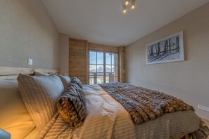 2 dormitorios, tabla de planchar con plancha, wifi gratis y ropa de cama