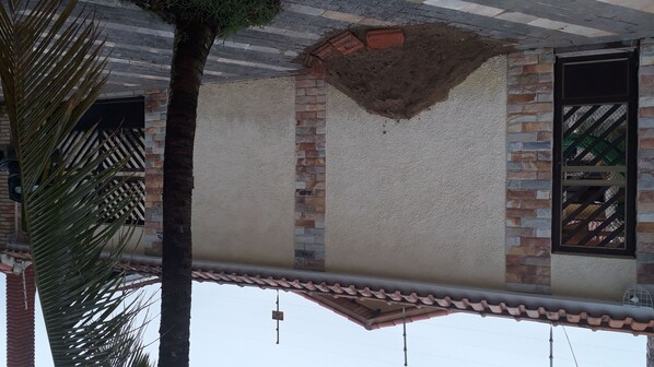 تفاصيل الفندق من الخارج