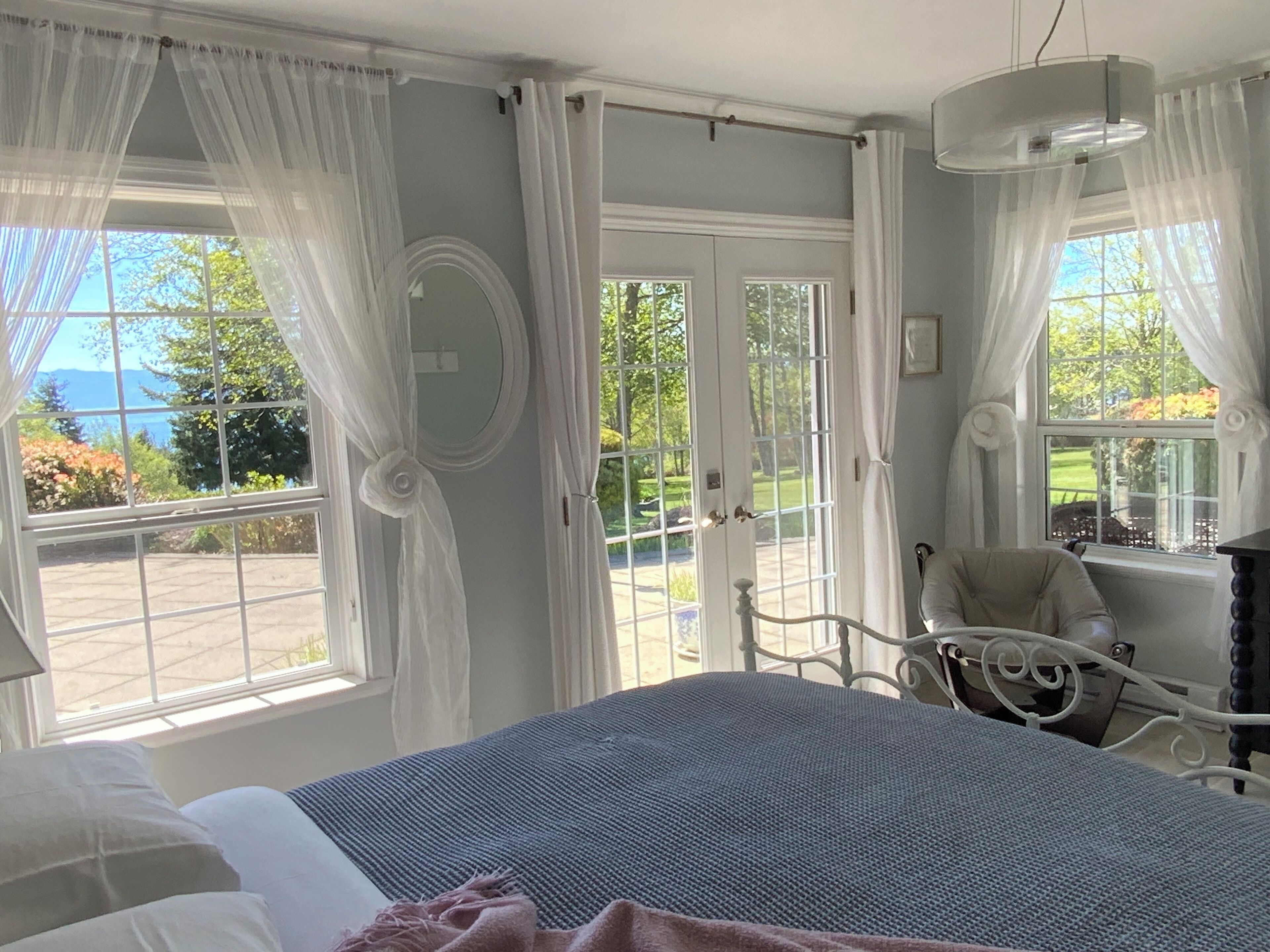 1 chambre, lit parapluie, Wi-Fi gratuit, draps fournis