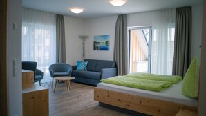 1 soverom, safe på rommet, skrivebord og wi-fi