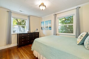 3 bedrooms, iron/ironing board, travel cot, free WiFi