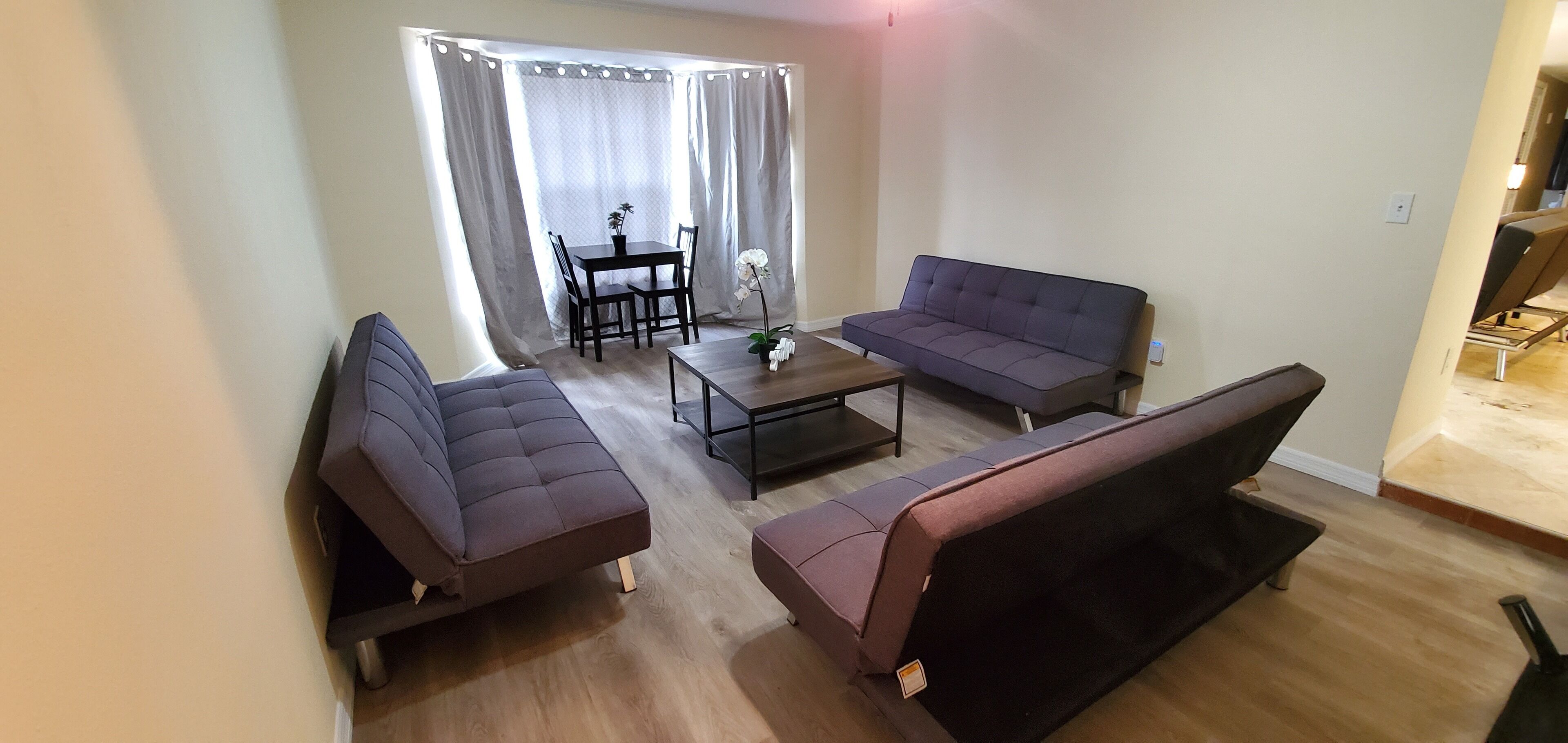 Beautiful 3 bedroom 2 bath oasis on a canal near the Tampa Bay, Ruskin