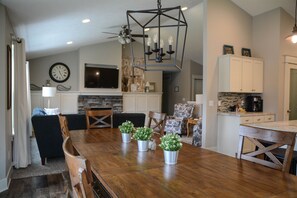 Fridge, microwave, oven, stovetop - Charming w/ Grill, Hot Tub, firepit, Trails, 3.3 Acres-Just 4 Mi From Saugatuck! (Hamilton)