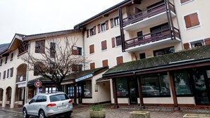 Uklassifisert bilde, 4 av 18, knapp