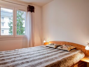 Room - Bright apartment in Brides, 6 pax, balcony, wifi, pets allowed (Brides-les-Bains)